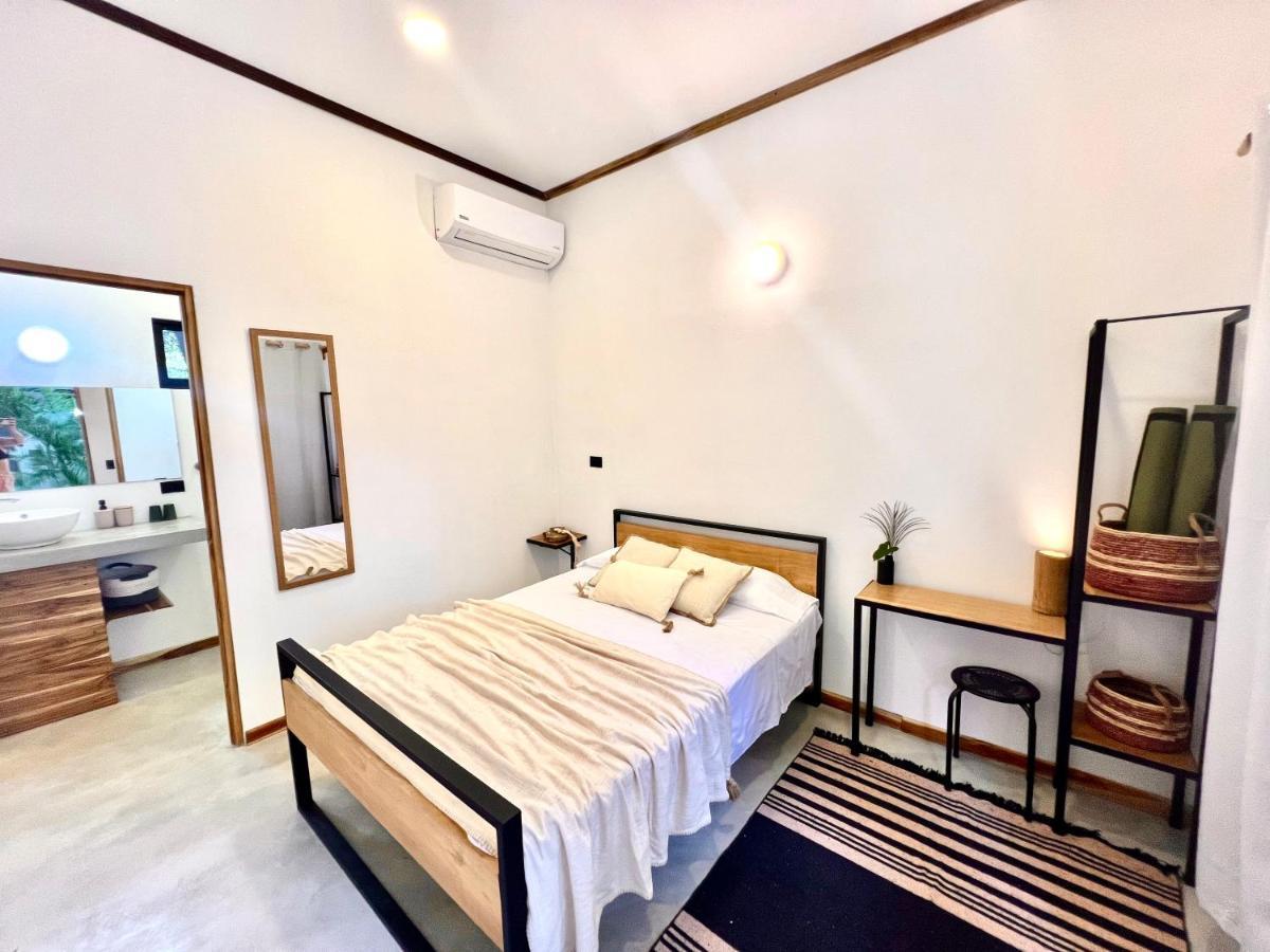 Calipso Ocean Lodge- Avellana Beach Hotel プラヤ・アベヤナ エクステリア 写真