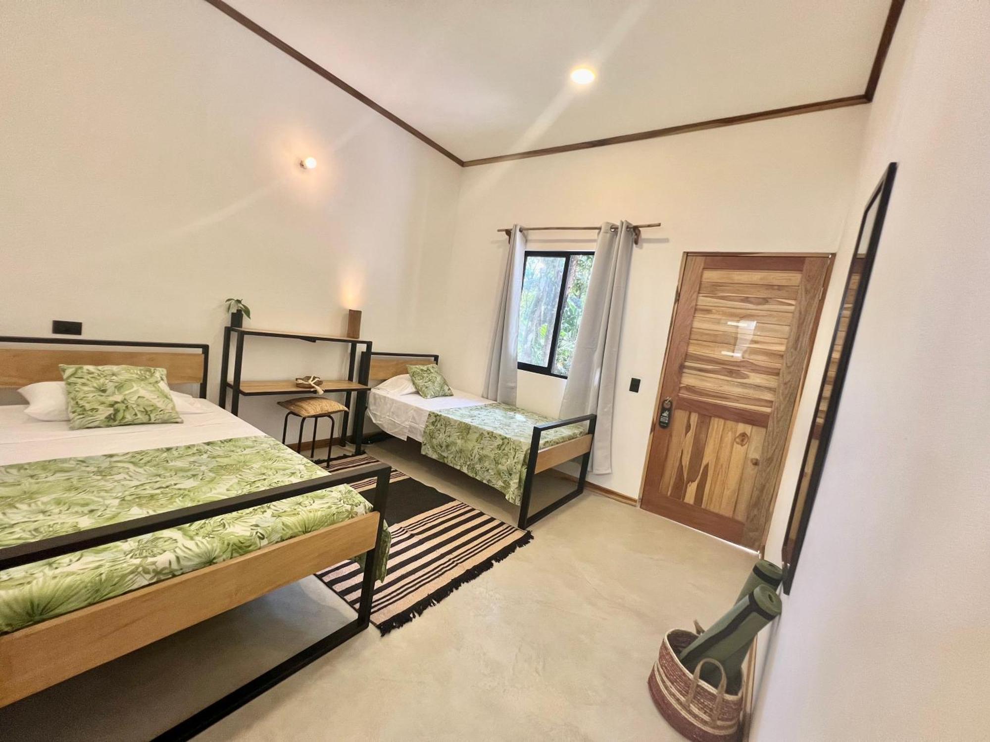 Calipso Ocean Lodge- Avellana Beach Hotel プラヤ・アベヤナ エクステリア 写真