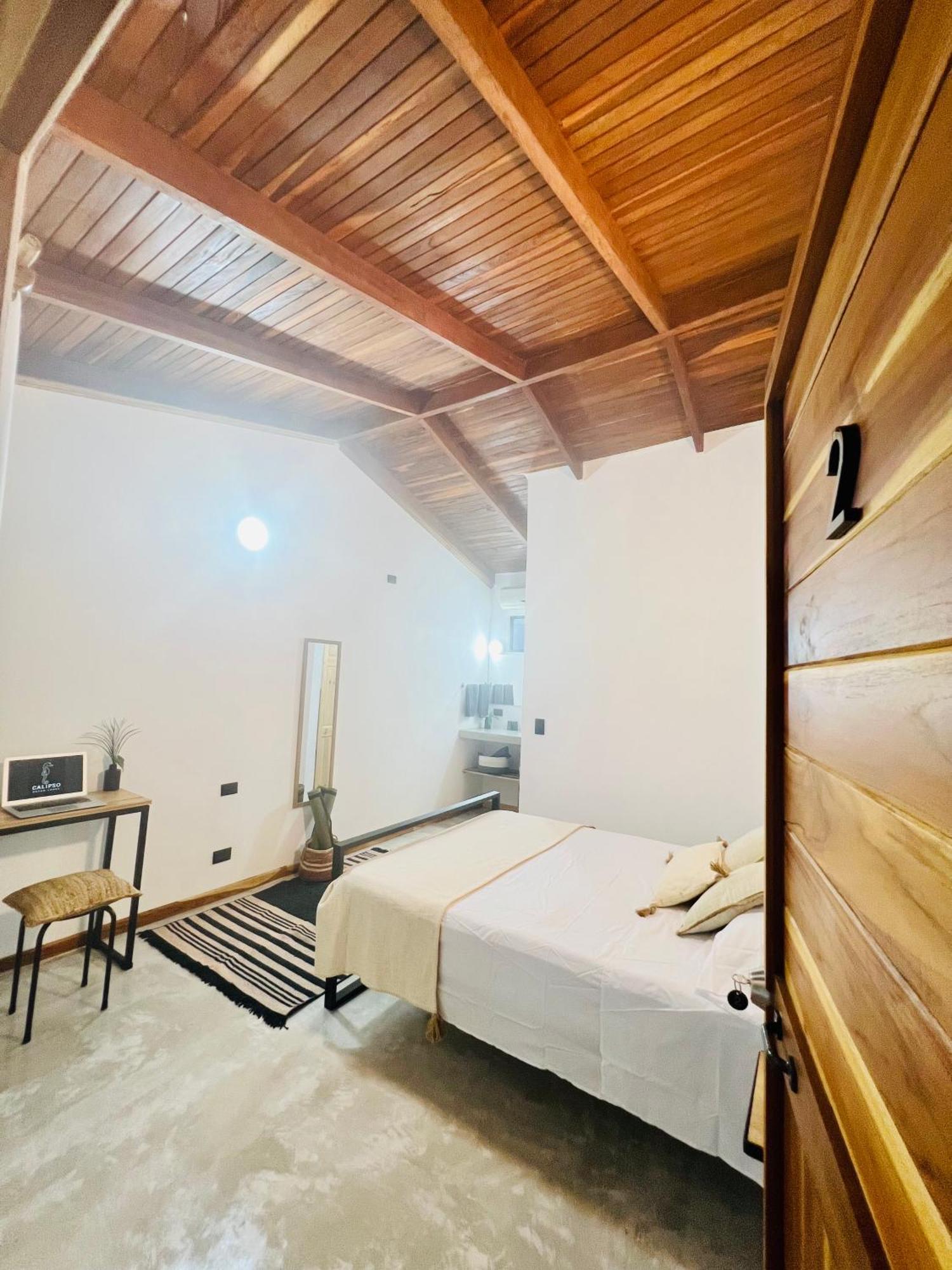 Calipso Ocean Lodge- Avellana Beach Hotel プラヤ・アベヤナ エクステリア 写真